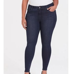 Torrid Bombshell skinny jeans